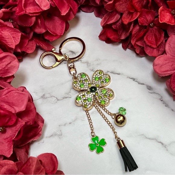 Green & Silver Crystal Four Leaf Clover Keychain with Tassel Charms - Picture 11 of 16